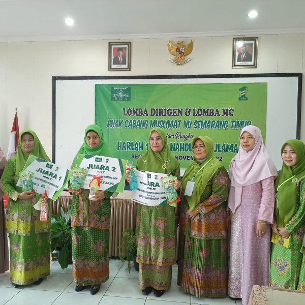 Sabun Cuci Piring Pori Klin bersama Ibu-ibu pengajian