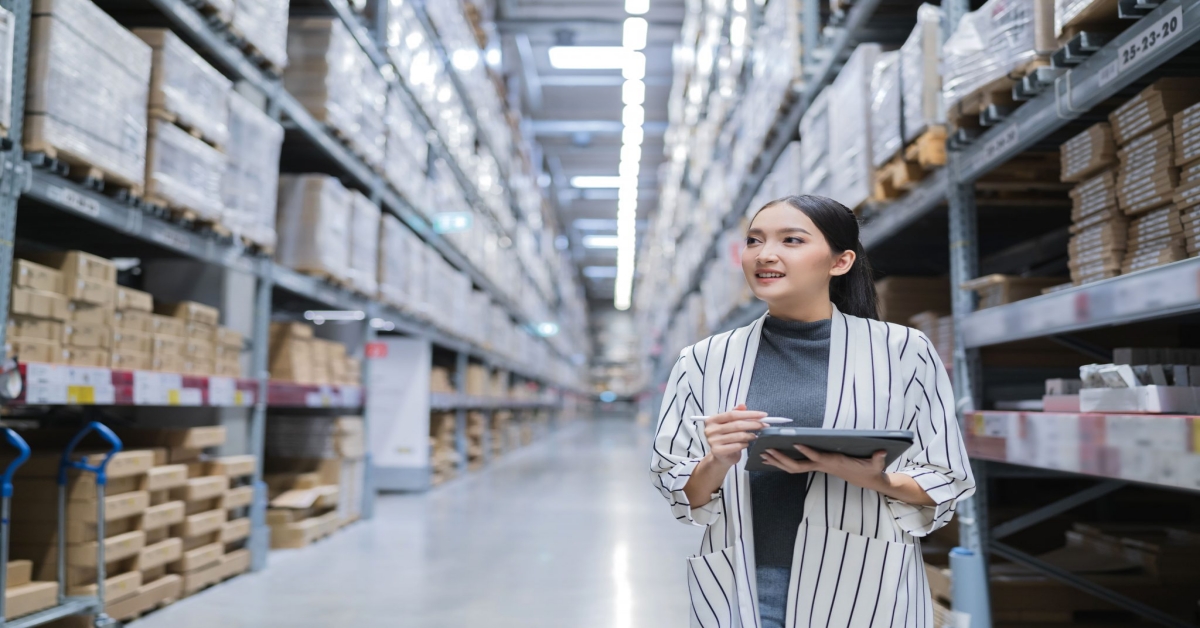 Read more about the article Pengaruh Teknologi pada Distribusi Produk
